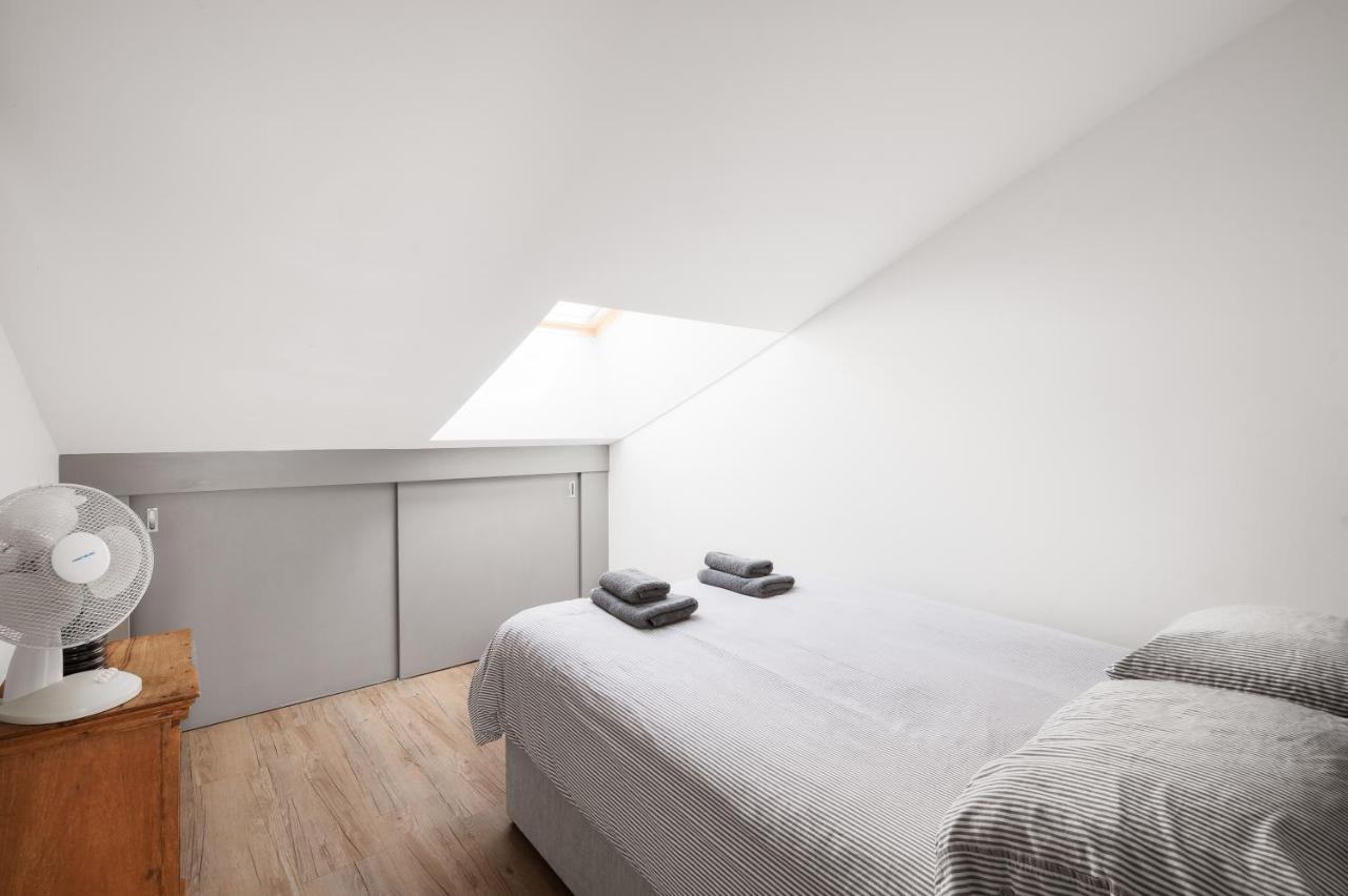 Lancing Beach Apartment. المظهر الخارجي الصورة